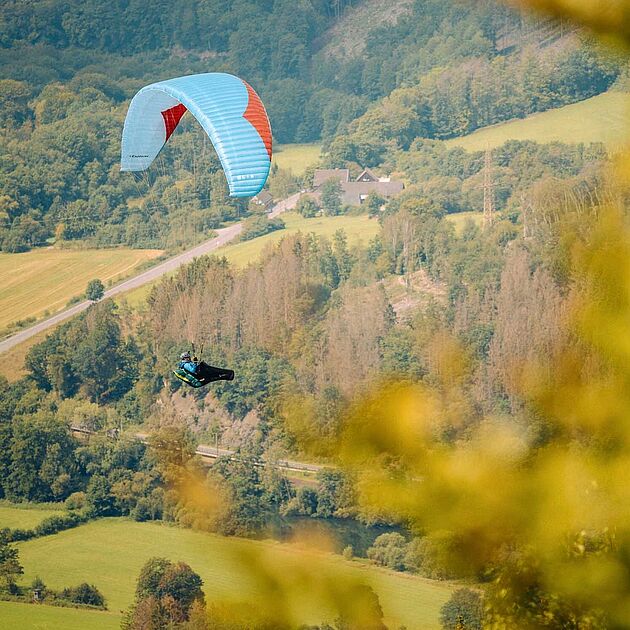 Gleitschirmfliegen im Aero Club Altena Hegenscheid im Märkischen Sauerland