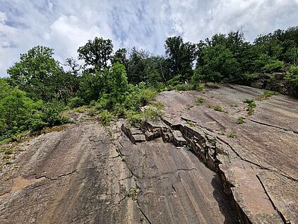 Kletterfelsen Lenneplatte in Werdohl im Märkischen Sauerland