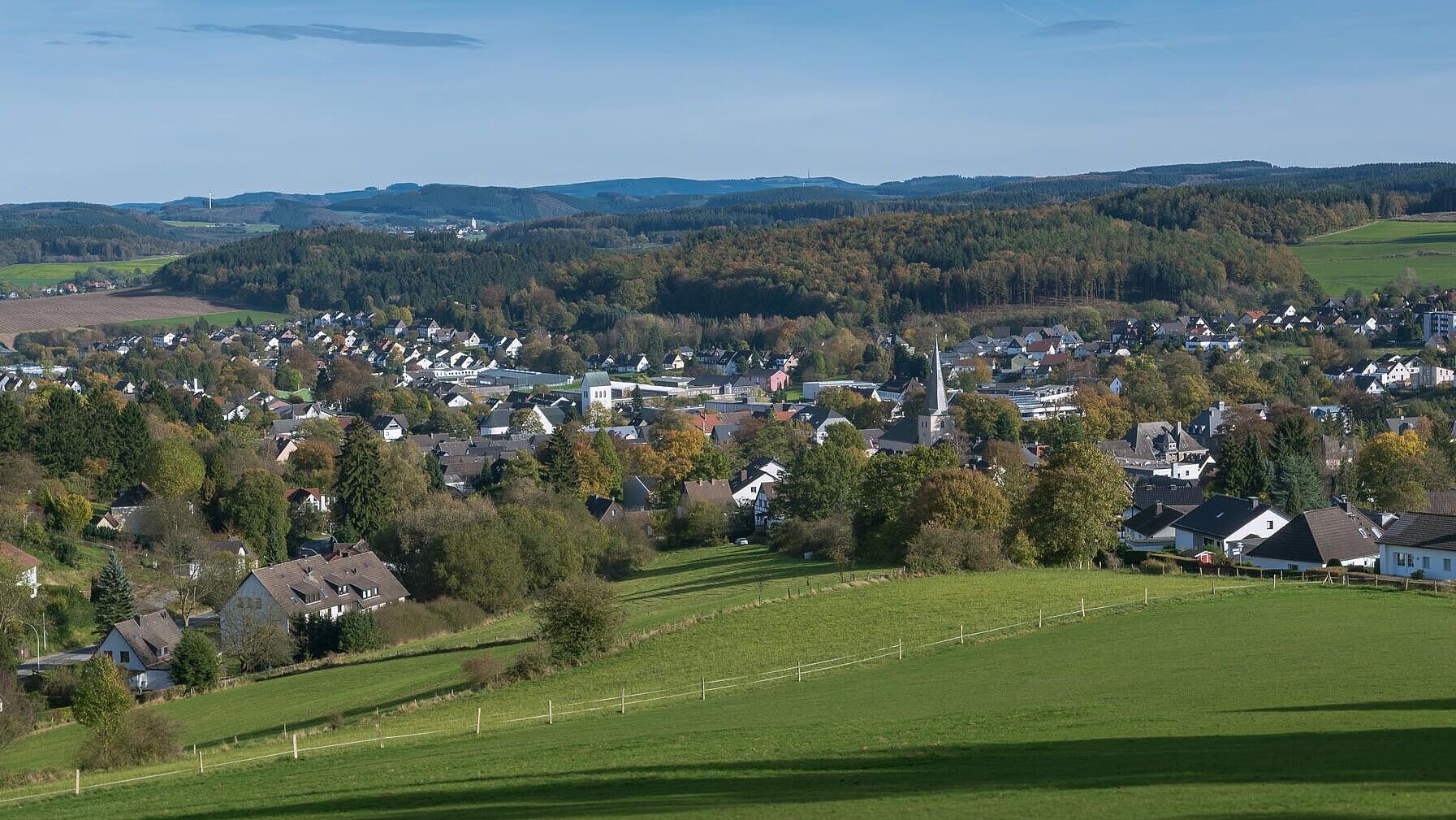 Blick auf Neuenrade im Märkischen Sauerland