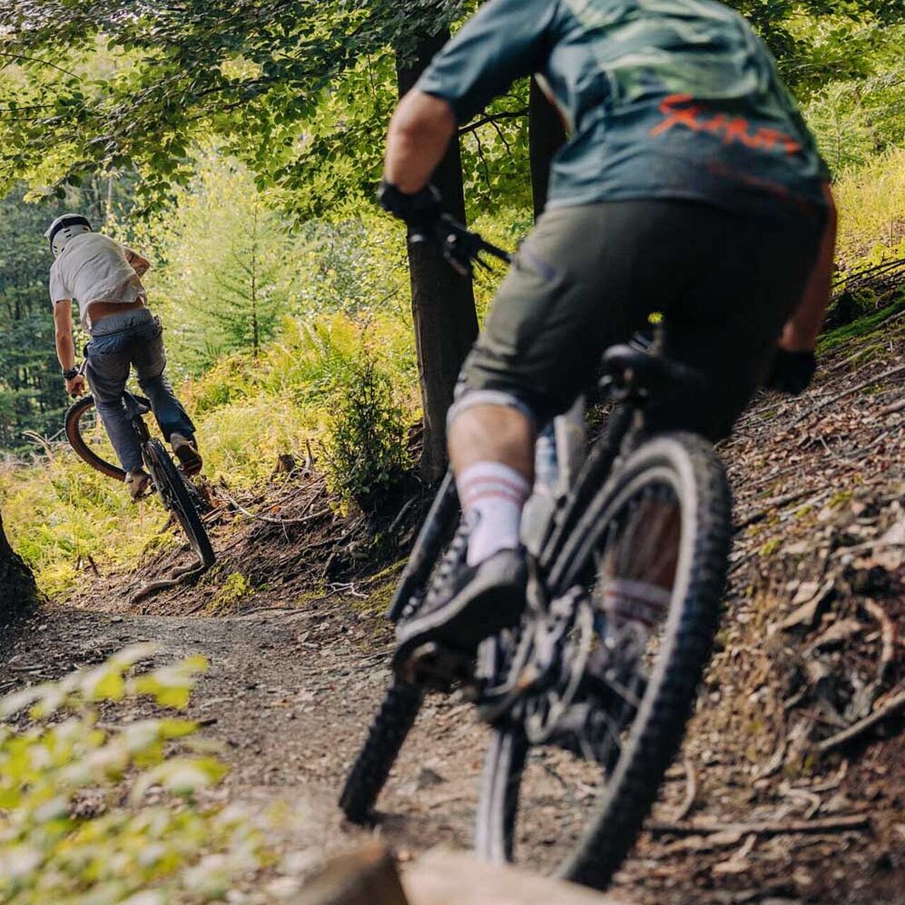 Mountainbiker auf dem Eisenwald Trail in Iserlohn im Märkischen Sauerland