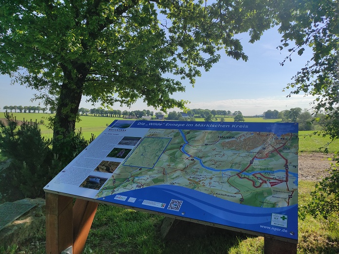 Die Infotafel am Rastplatz mit toller Aussicht