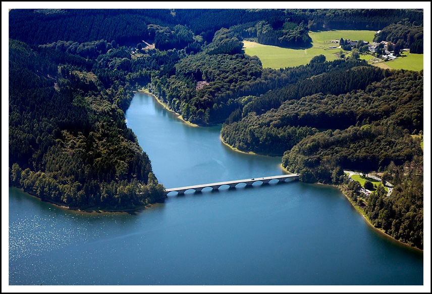 Die Hokühler Bucht an der Versetalsperre aus der V