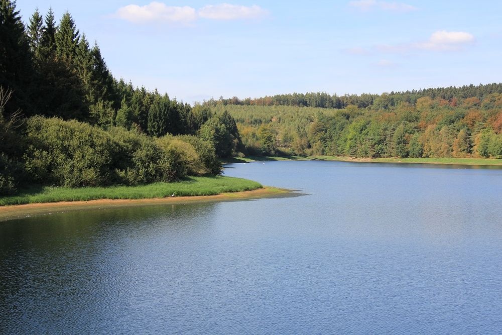 Die Kerspetalsperre ist eine Trinkwassertalsperre