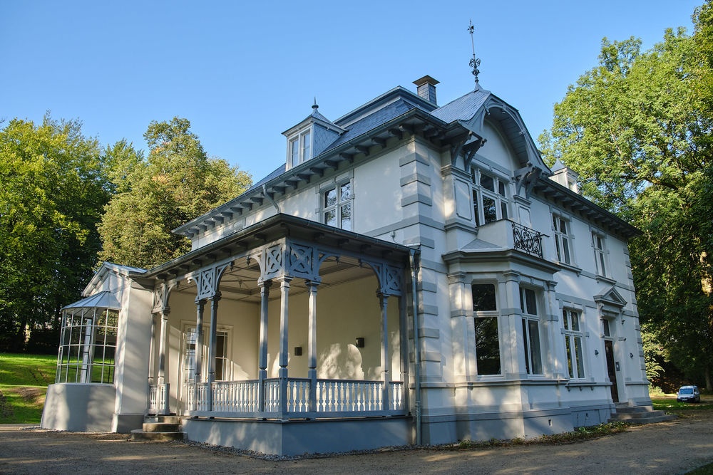 Ein Schmuckstück: Die Villa im Park