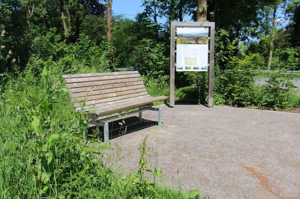 Rastplatz am Wanderparkplatz Borke