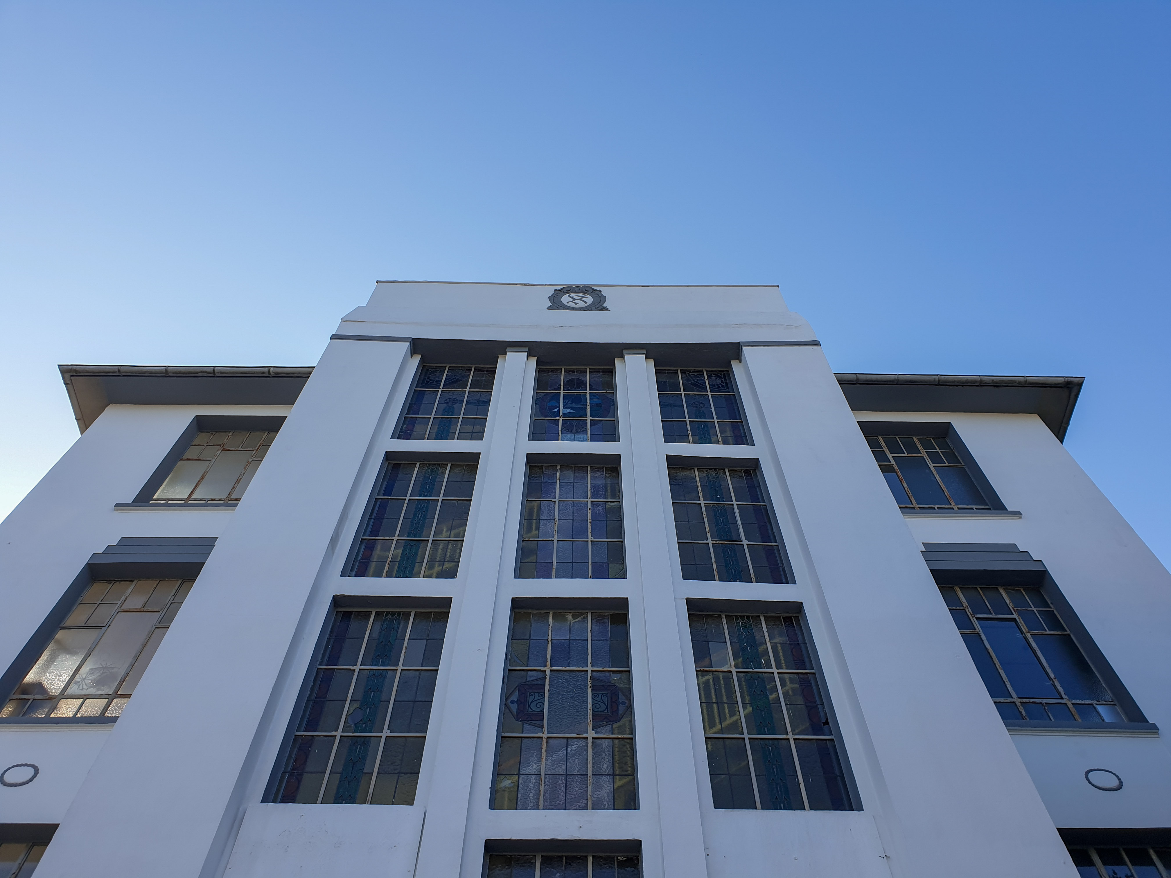 Strickwarenfabrik Brüser Fensterfront Giebelseite_Caroline Unger.jpg