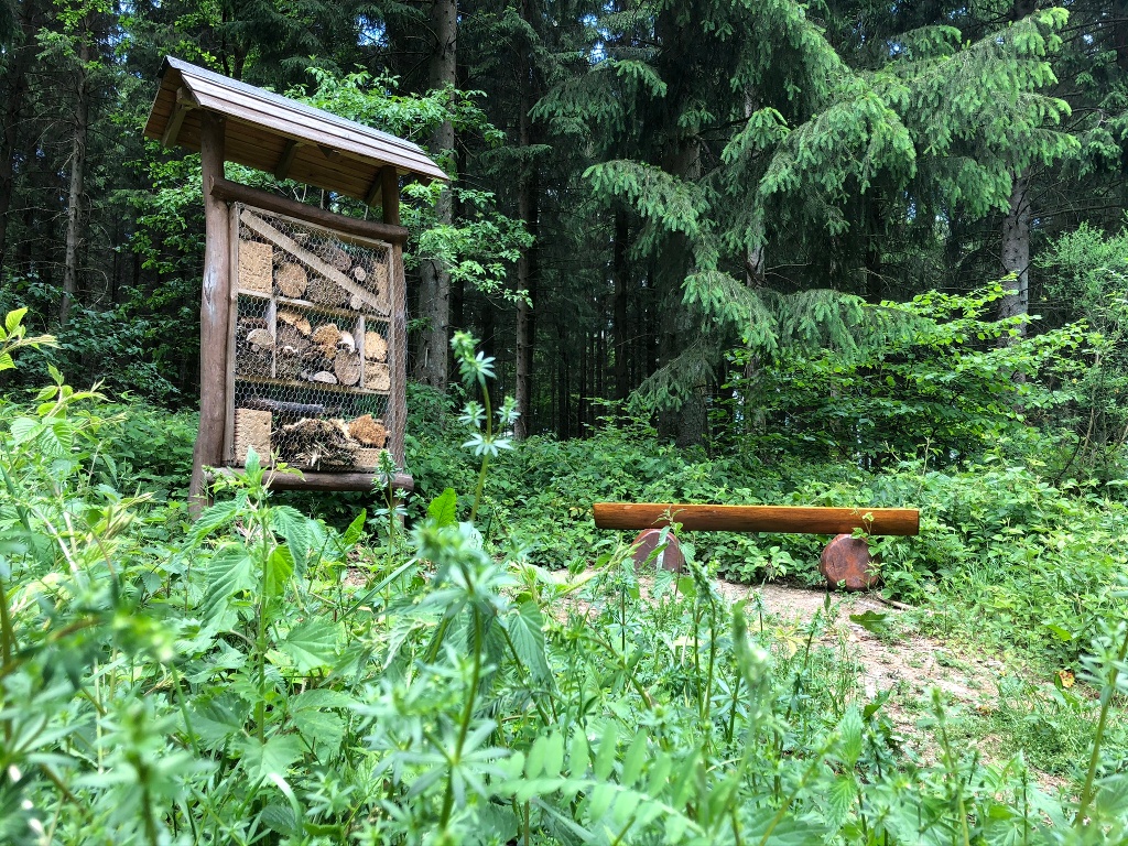 Das Insektenhotel am Wegesrand