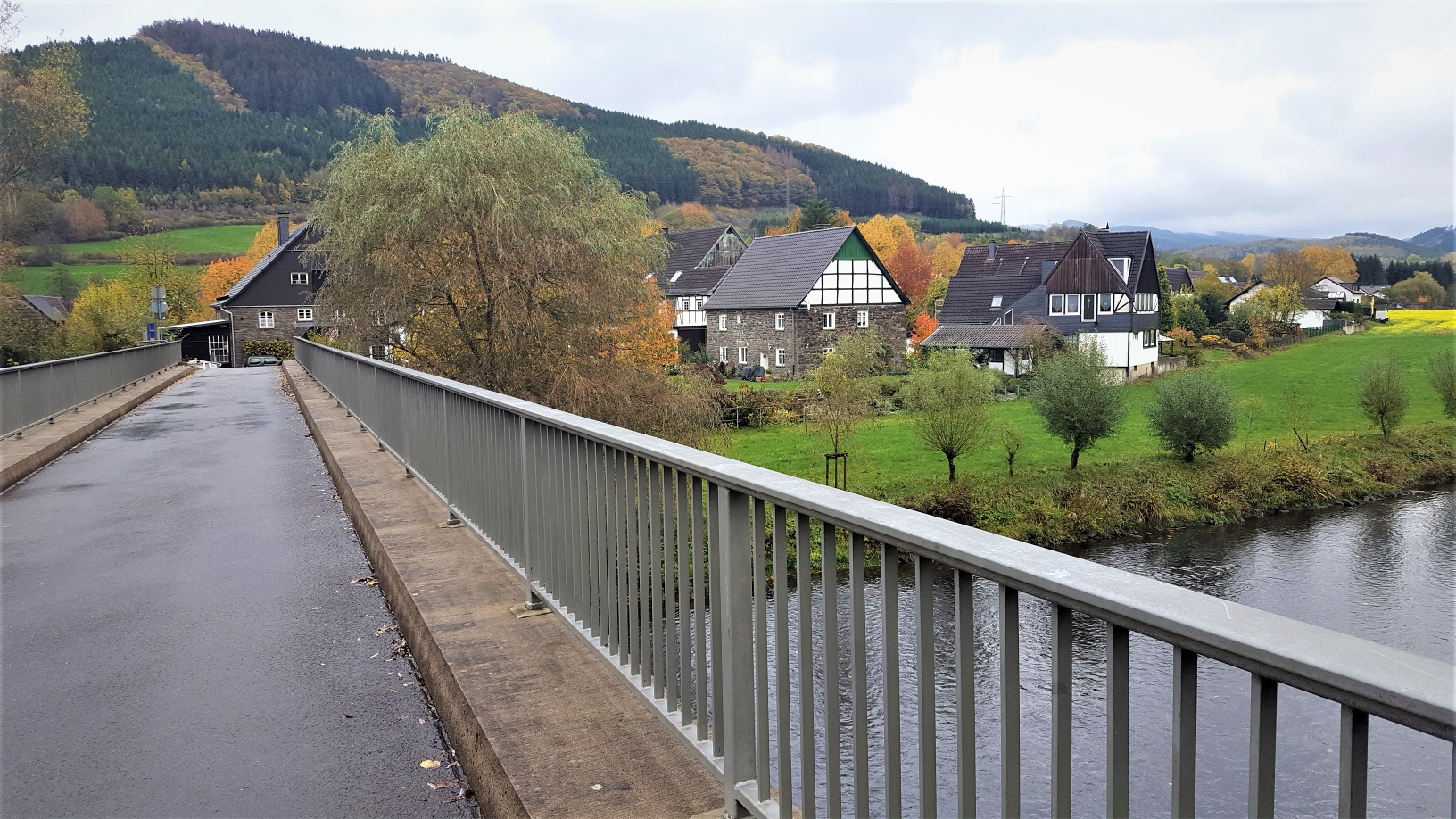 Lennebrücke in Pasel